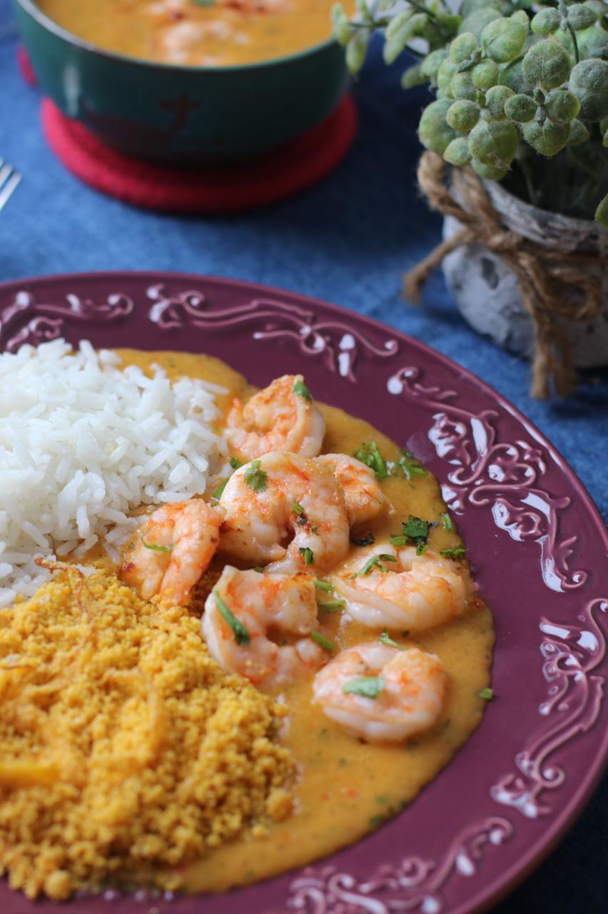 Camarão ao molho cremoso